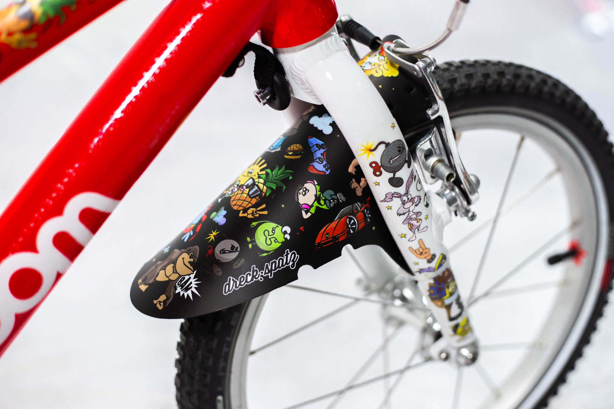 Predný blatník RIESEL Dreck:spatz Junior, Stickerbomb