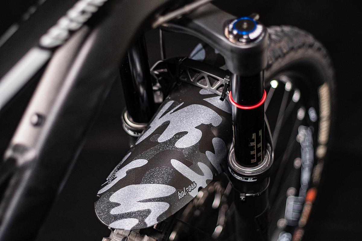 Predný blatník RIESEL Koloss, Camo