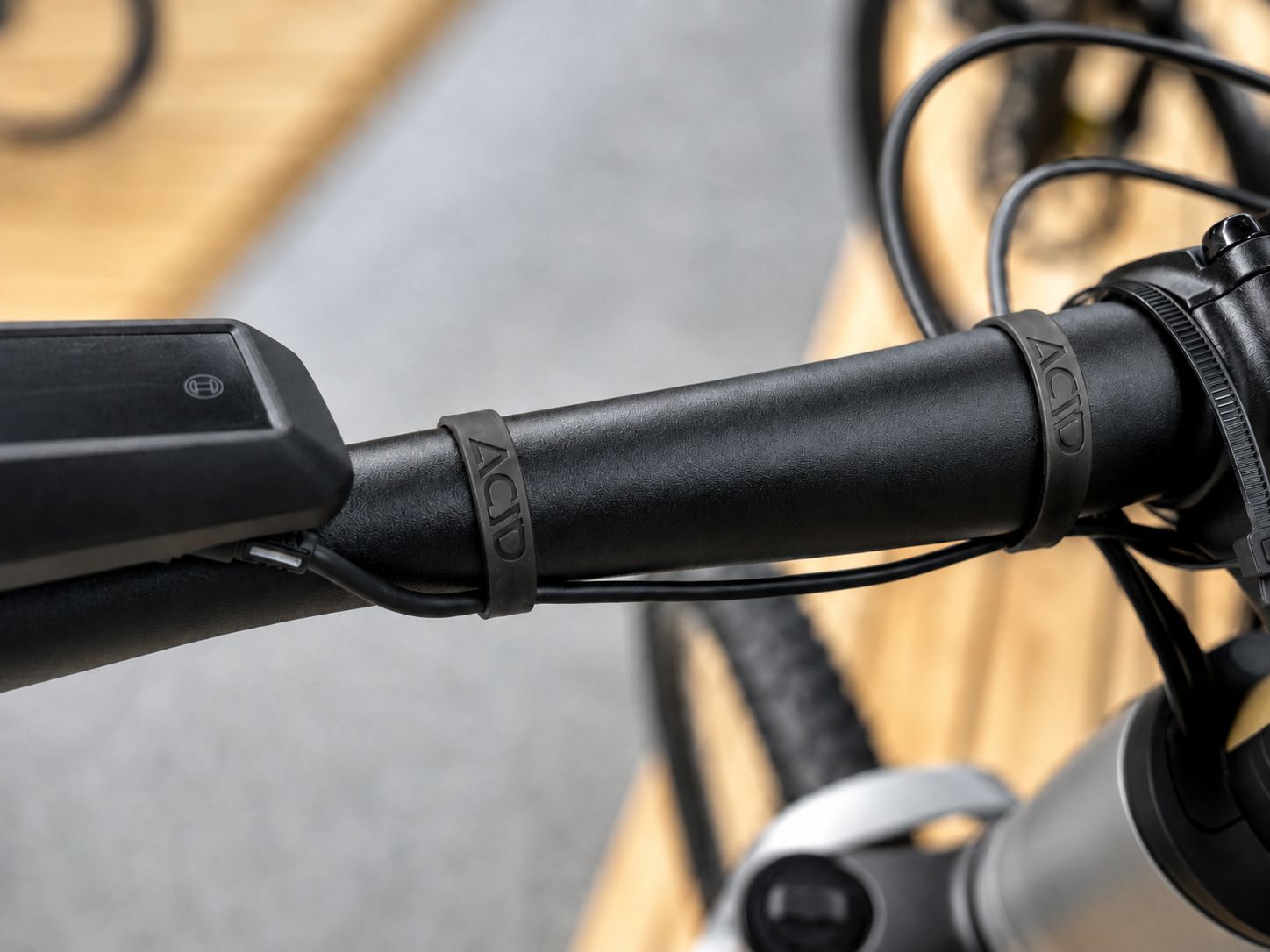 ACID držiak káblíka na riadítka 31,8 mm (HMI E-Bike)